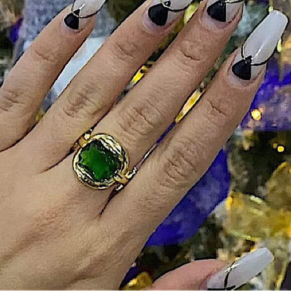 Gold Emerald Crystal Matching Necklace, Earrings, Ring Set - Picture 8 of 8